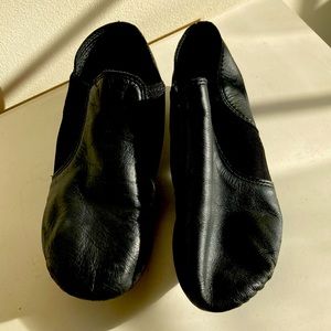 Capezio Jazz shoes black 🖤 Size 6M